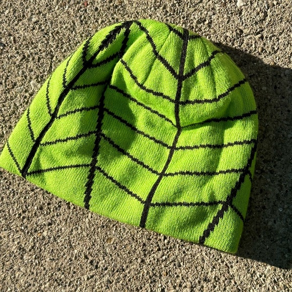 SPYDER spiderweb beanie lime green skull cap Fall 2014 - Picture 2 of 5